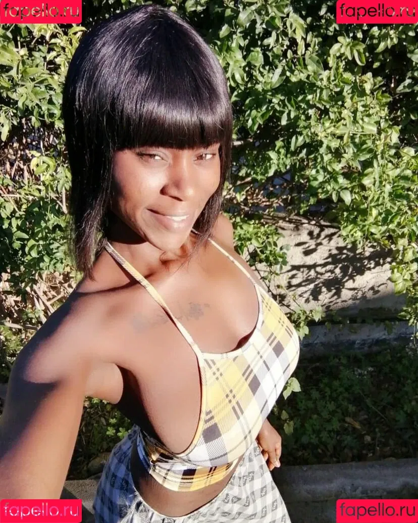 Silvia Ehigie Onlyfans Photo Gallery 