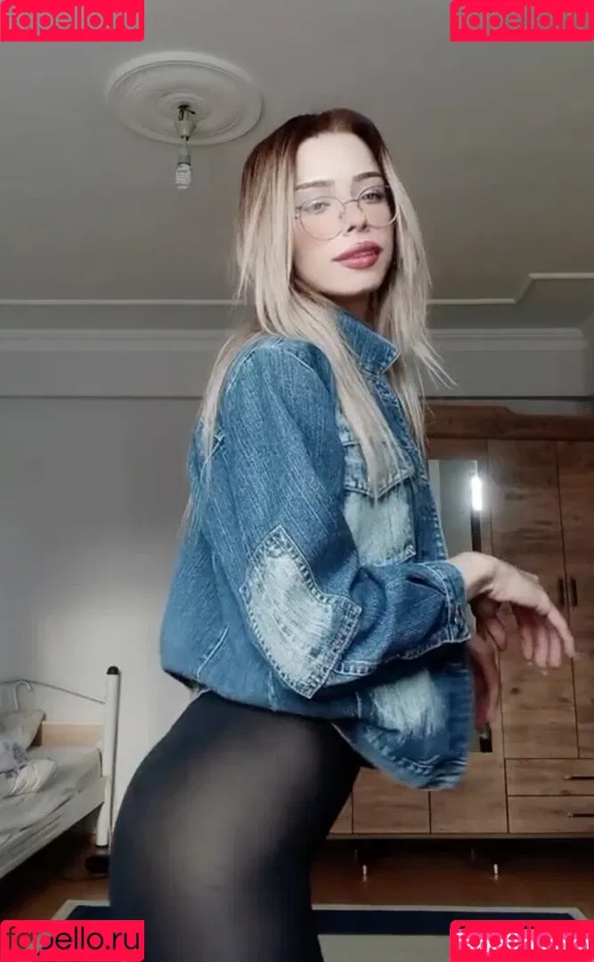 ceyda_690 Onlyfans Photo Gallery 