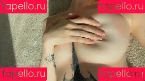Cinnannoe Onlyfans Photo Gallery 