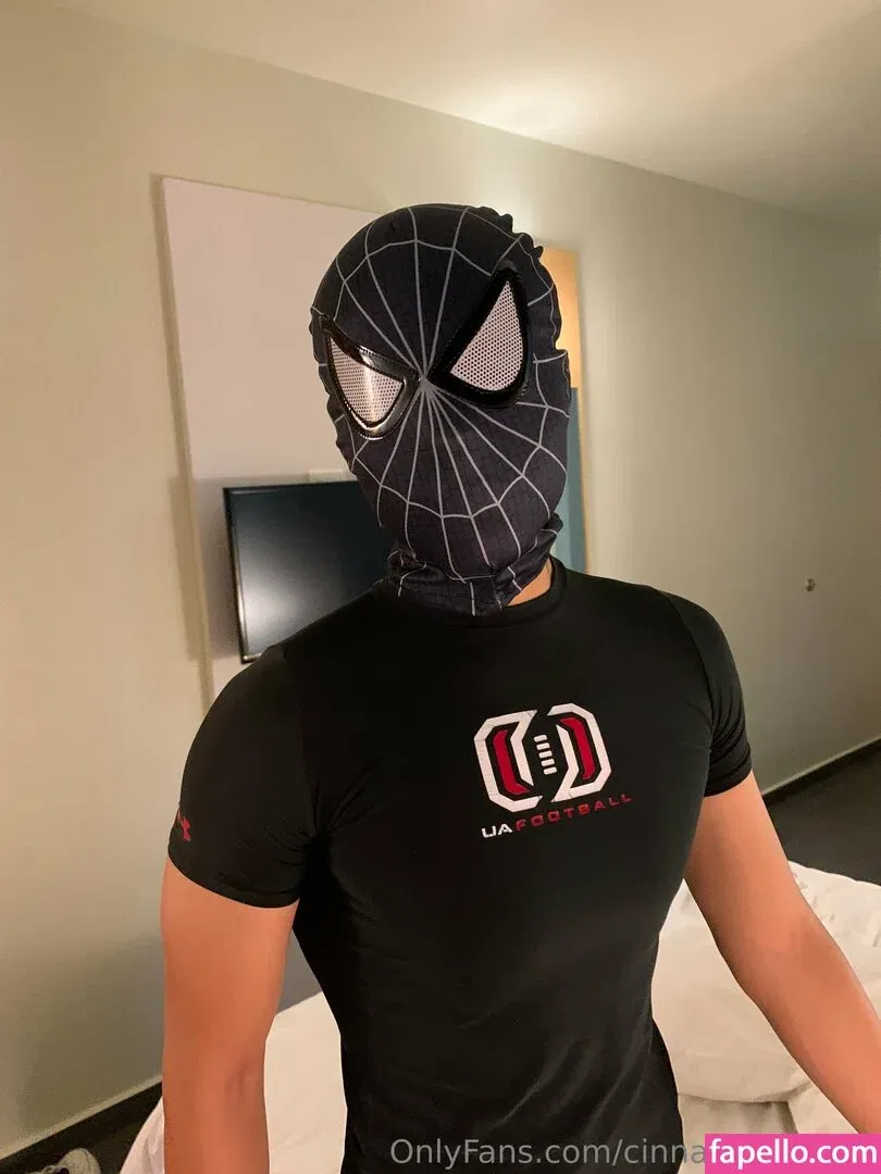 Cinnannoe Onlyfans Photo Gallery 