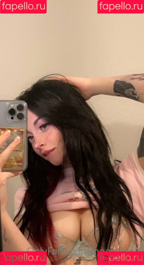 Cinnannoe Onlyfans Photo Gallery 