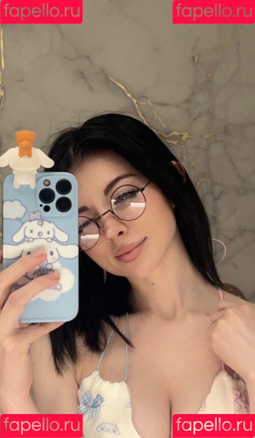 Cinnannoe Onlyfans Photo Gallery 