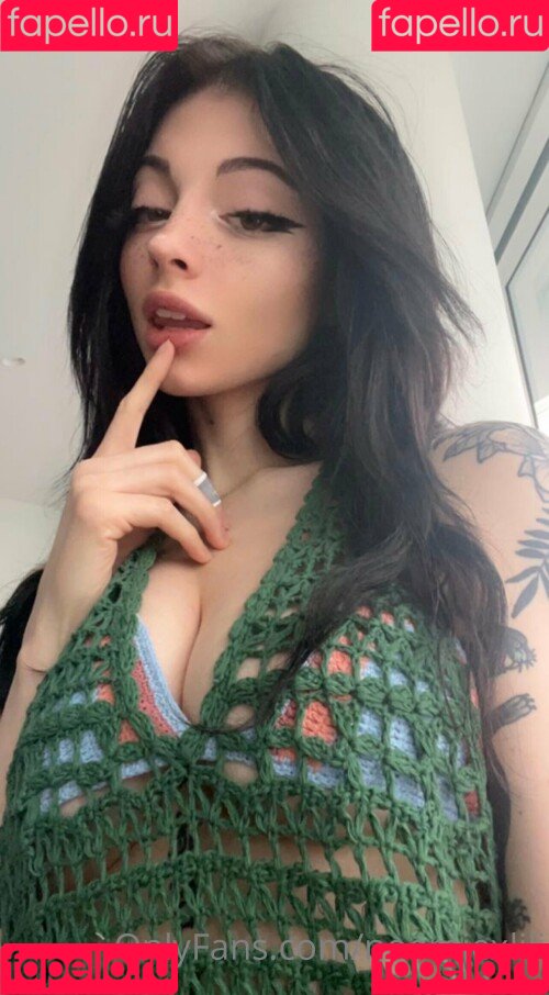 Cinnannoe Onlyfans Photo Gallery 