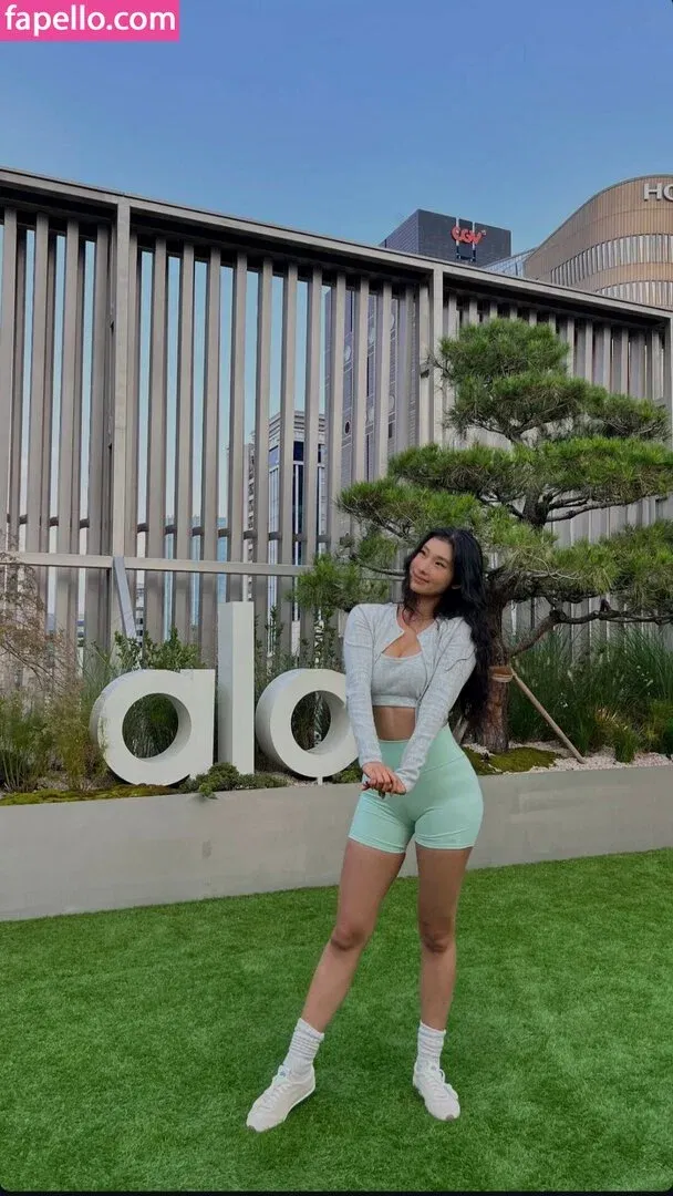 sosoxoeon Onlyfans Photo Gallery 