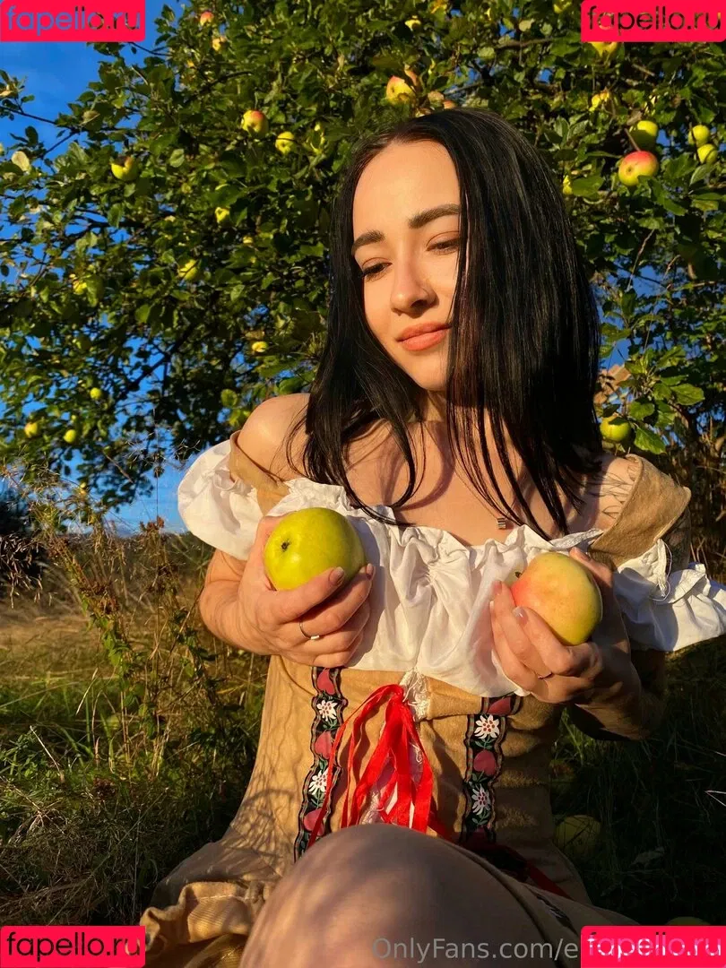 elizabethlux Onlyfans Photo Gallery 
