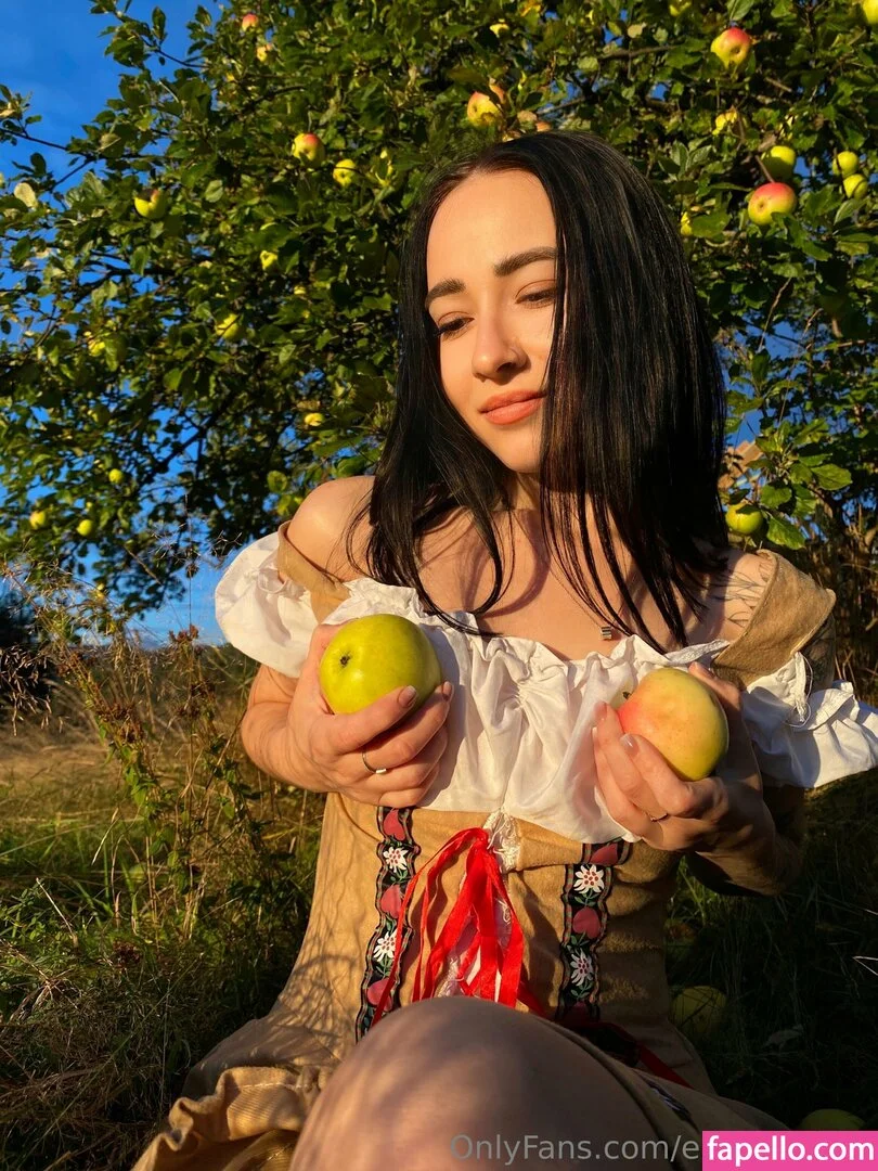 elizabethlux Onlyfans Photo Gallery 