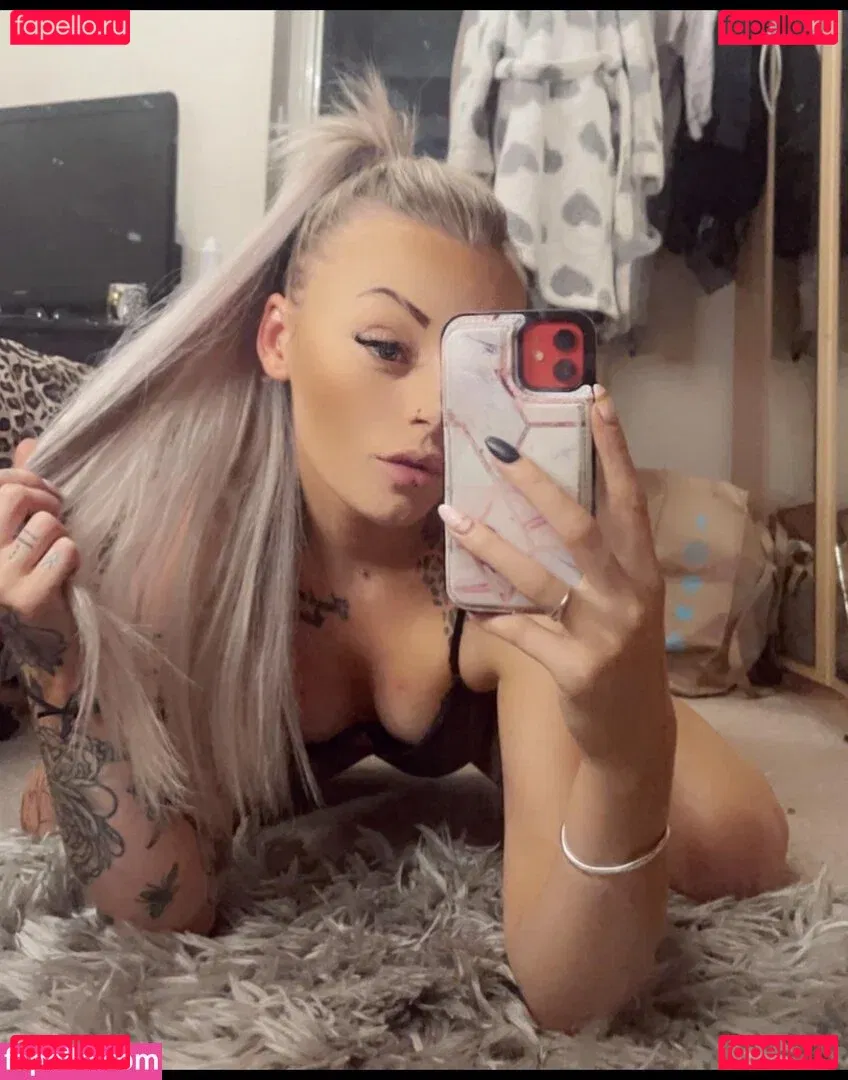 zia0_0v Onlyfans Photo Gallery 