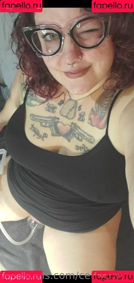 cerrydwyn Onlyfans Photo Gallery 