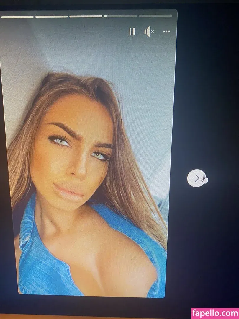 Denisa Maria Onlyfans Photo Gallery 