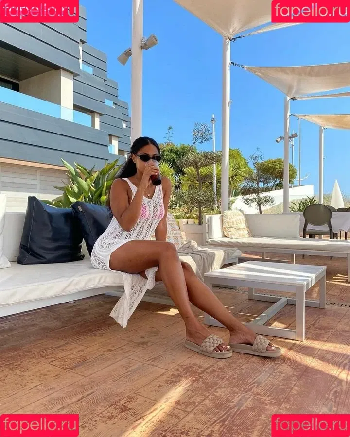 Nia Correia OT Onlyfans Photo Gallery 