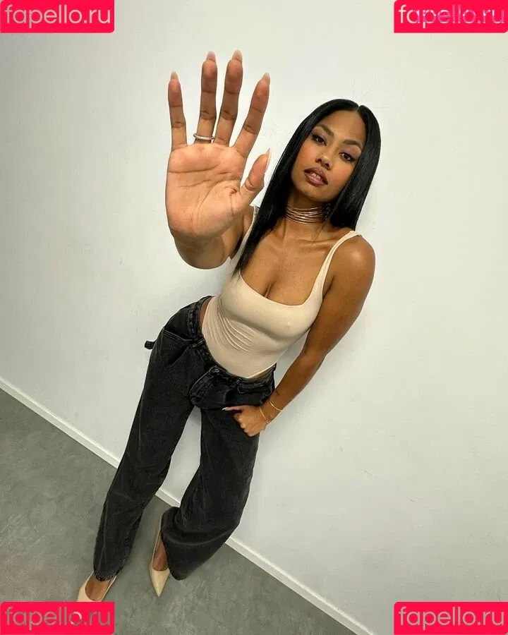 Nia Correia OT Onlyfans Photo Gallery 