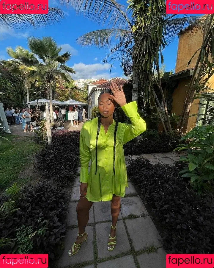 Nia Correia OT Onlyfans Photo Gallery 