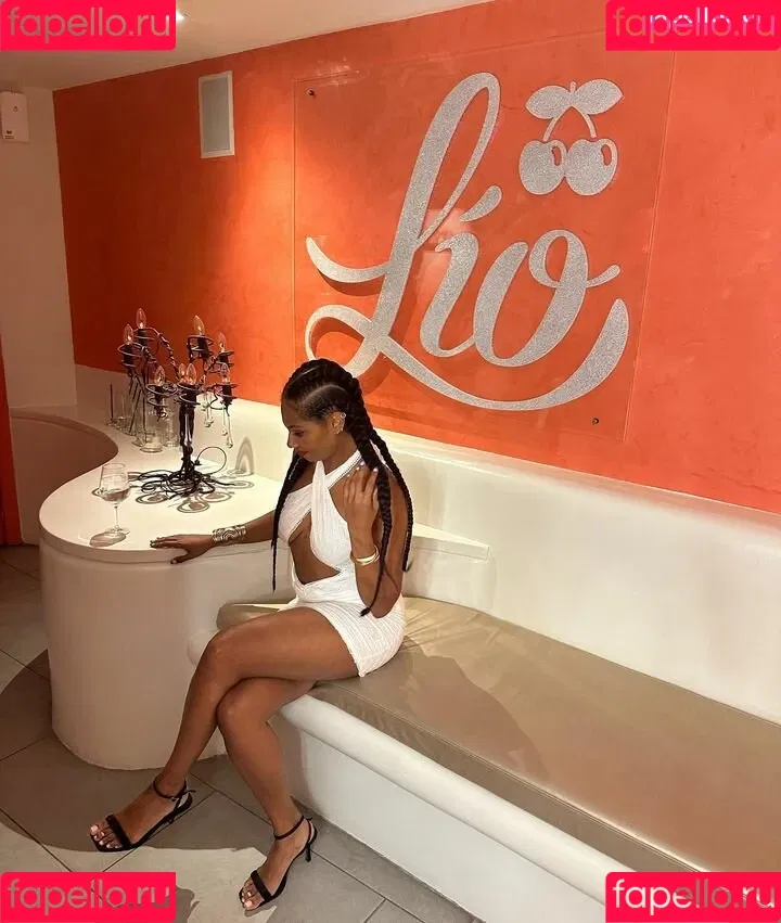Nia Correia OT Onlyfans Photo Gallery 