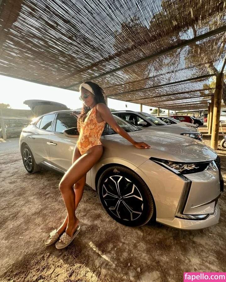 Nia Correia OT Onlyfans Photo Gallery 