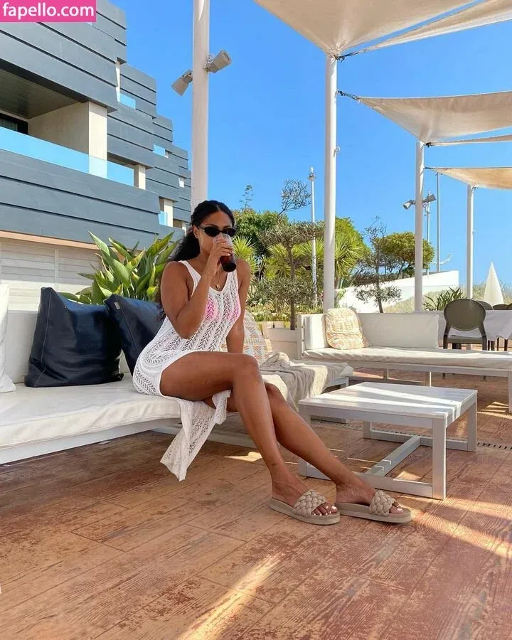 Nia Correia OT Onlyfans Photo Gallery 