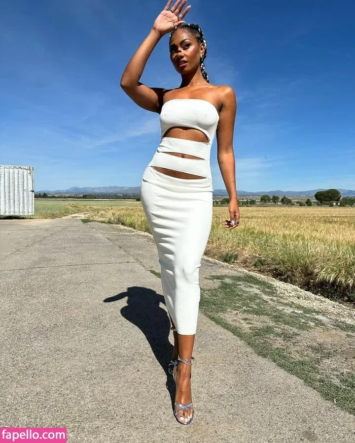 Nia Correia OT Onlyfans Photo Gallery 