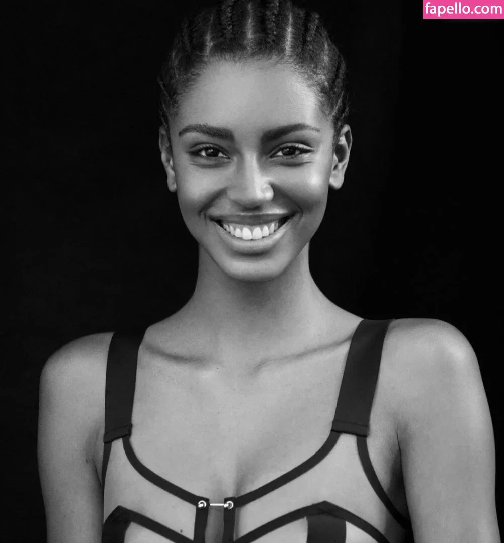 Karen Joigny Onlyfans Photo Gallery 