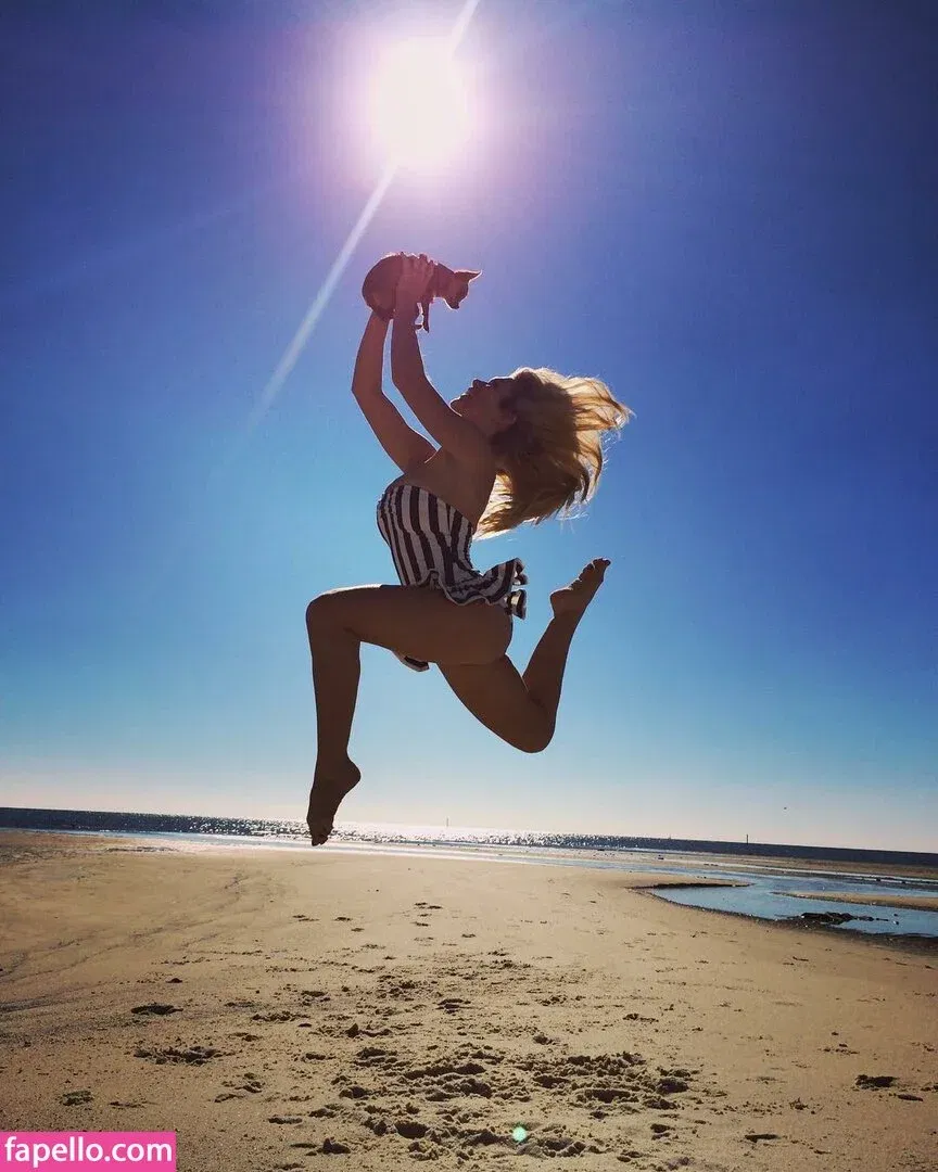 Ludmila Dayer Onlyfans Photo Gallery 