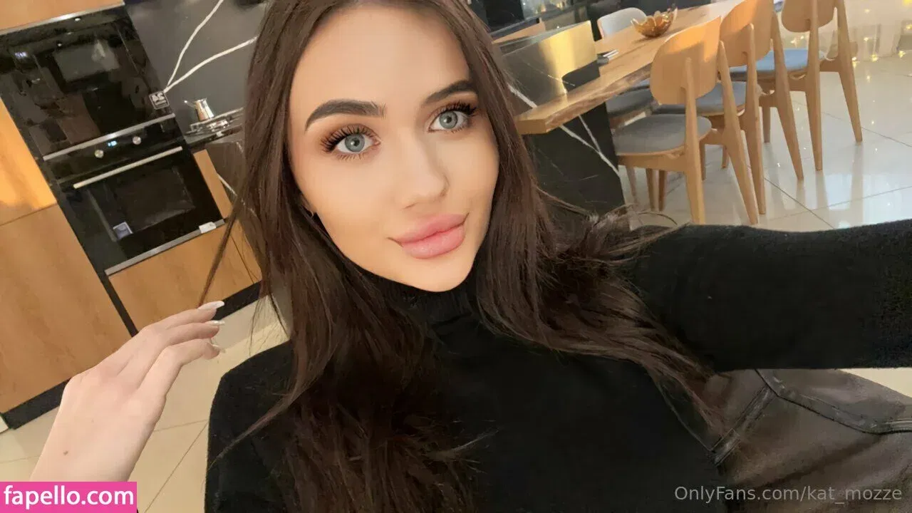 kat_mozze Onlyfans Photo Gallery 