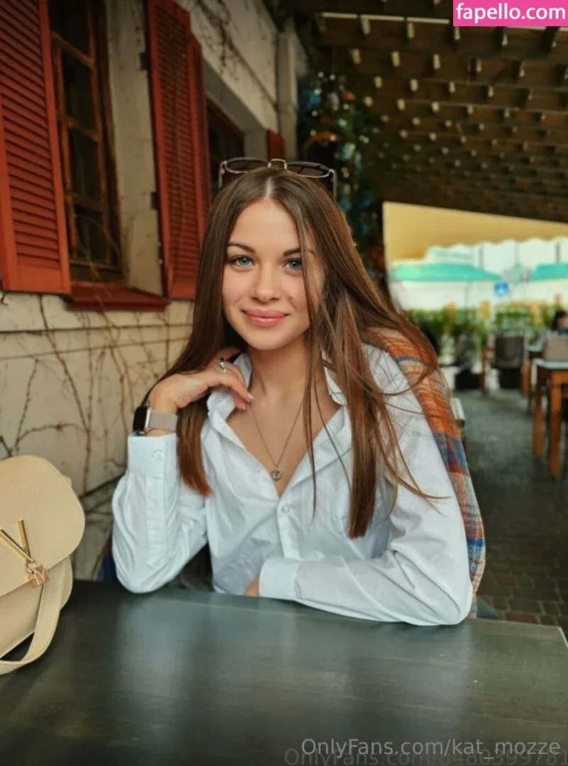 kat_mozze Onlyfans Photo Gallery 