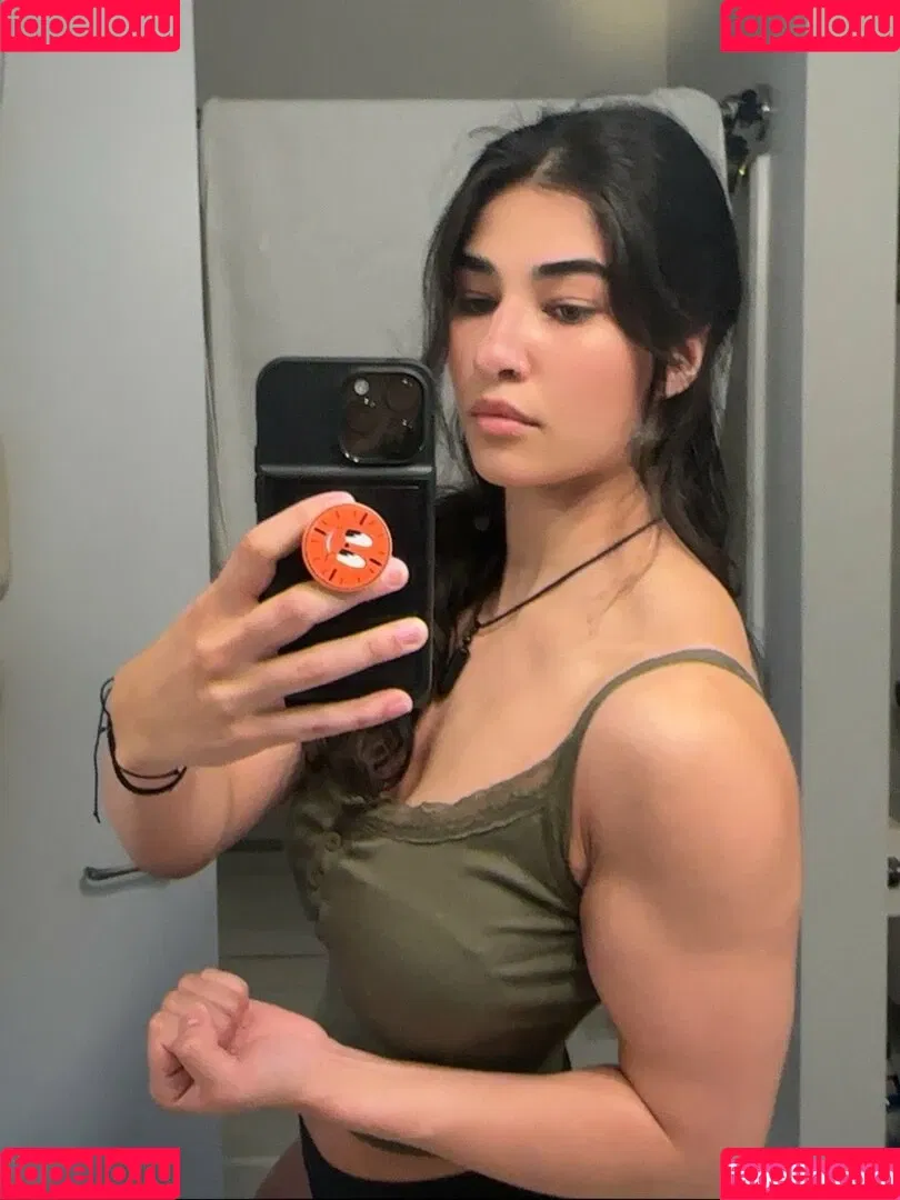 Naila Iqbal Onlyfans Photo Gallery 