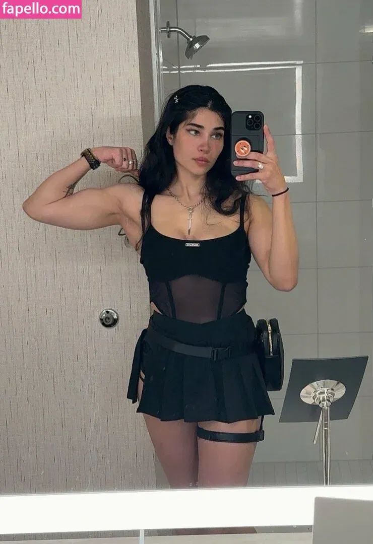 Naila Iqbal Onlyfans Photo Gallery 