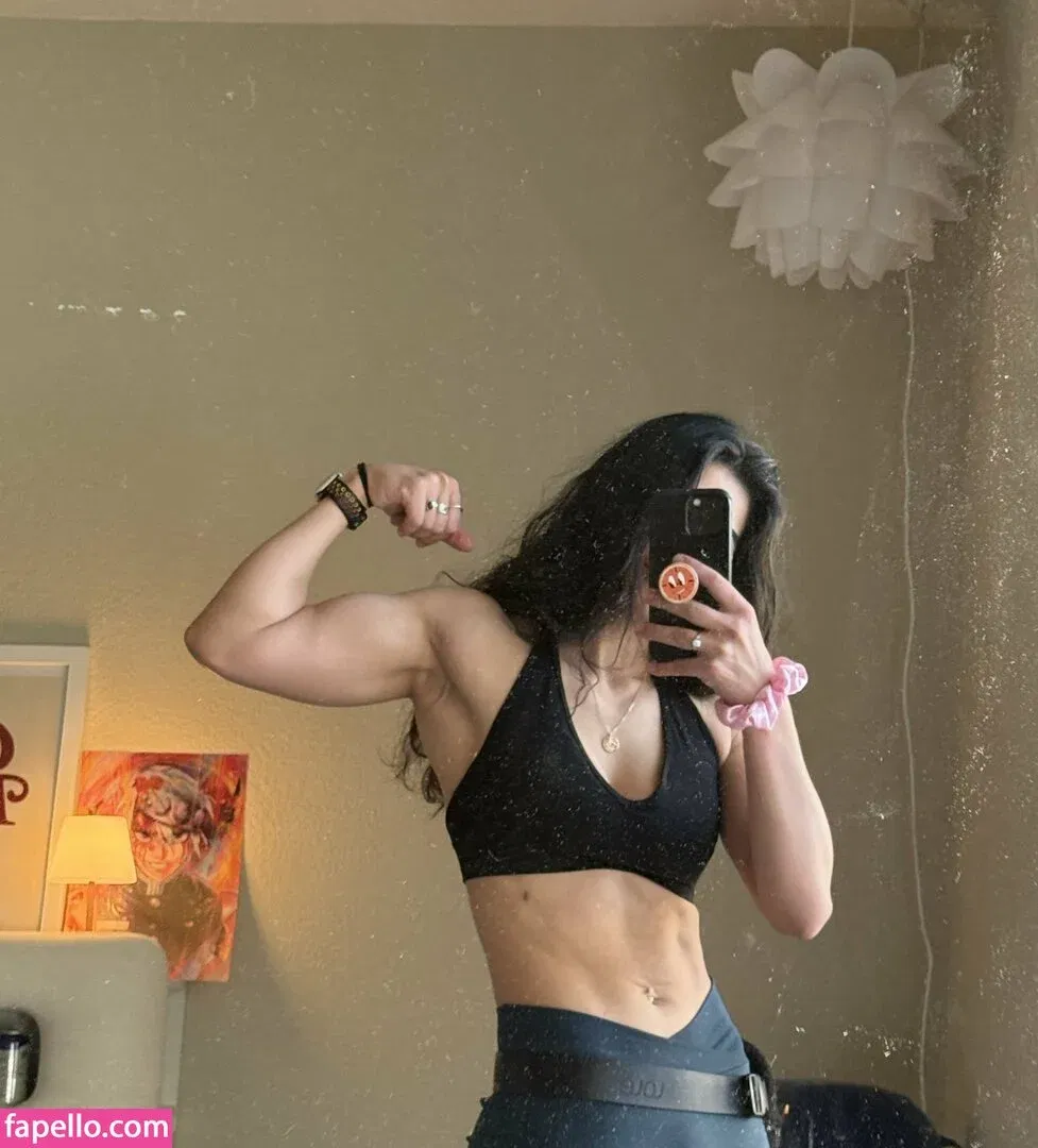 Naila Iqbal Onlyfans Photo Gallery 