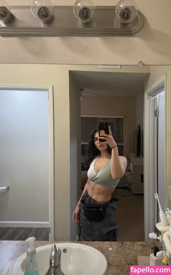 Naila Iqbal Onlyfans Photo Gallery 