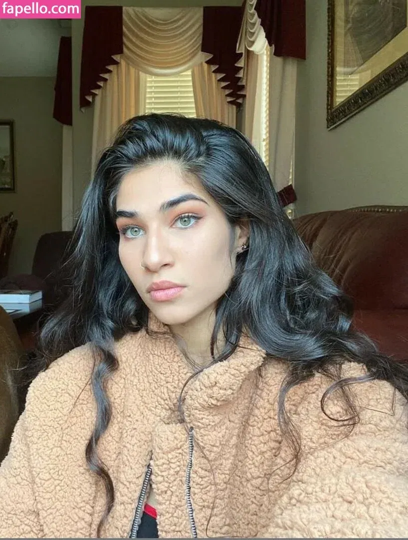 Naila Iqbal Onlyfans Photo Gallery 