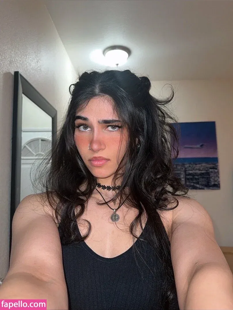 Naila Iqbal Onlyfans Photo Gallery 