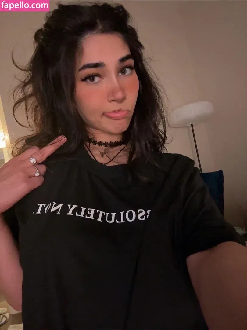 Naila Iqbal Onlyfans Photo Gallery 