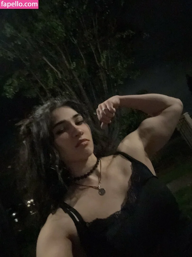 Naila Iqbal Onlyfans Photo Gallery 