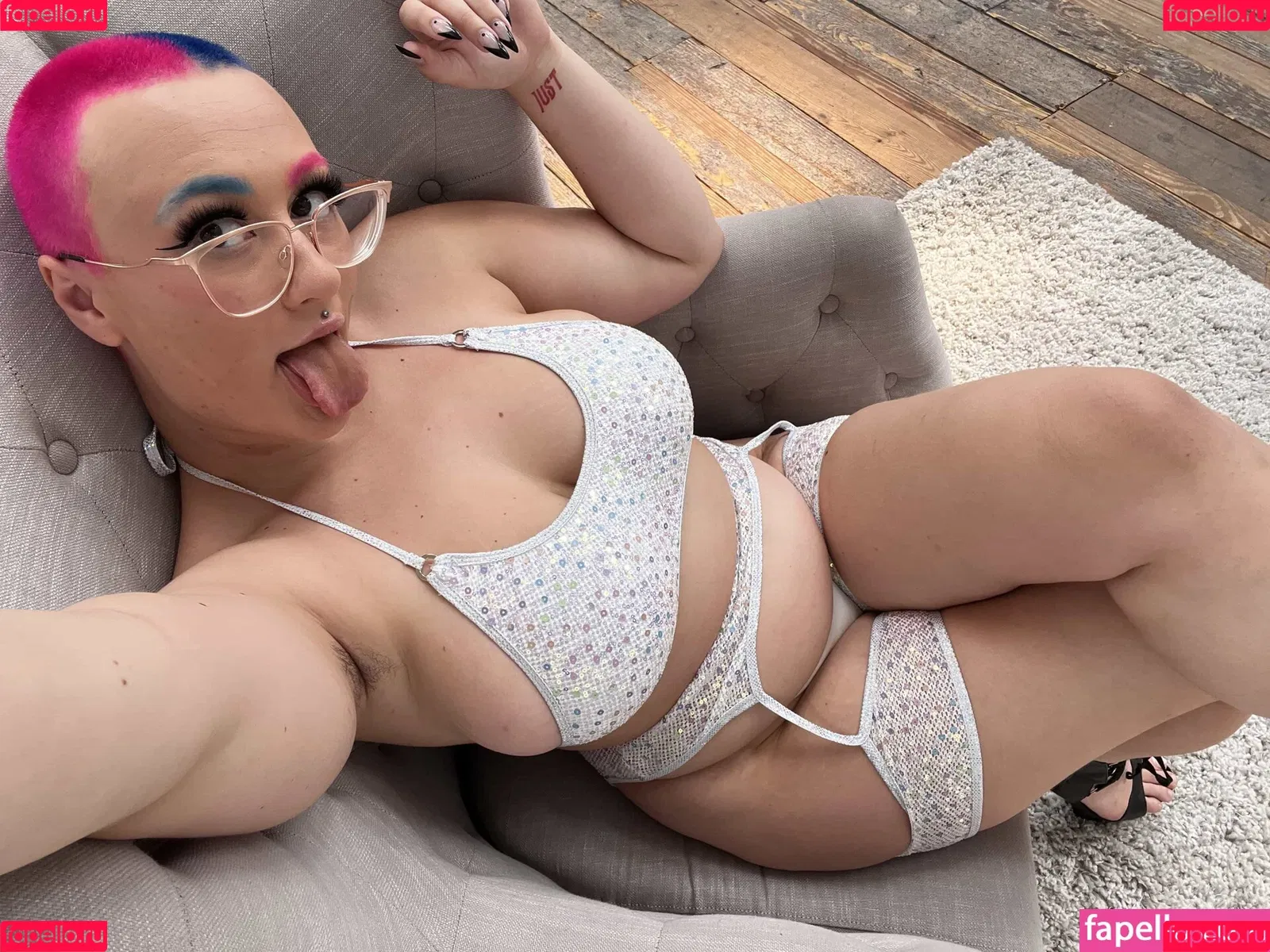 switchykittee Onlyfans Photo Gallery 