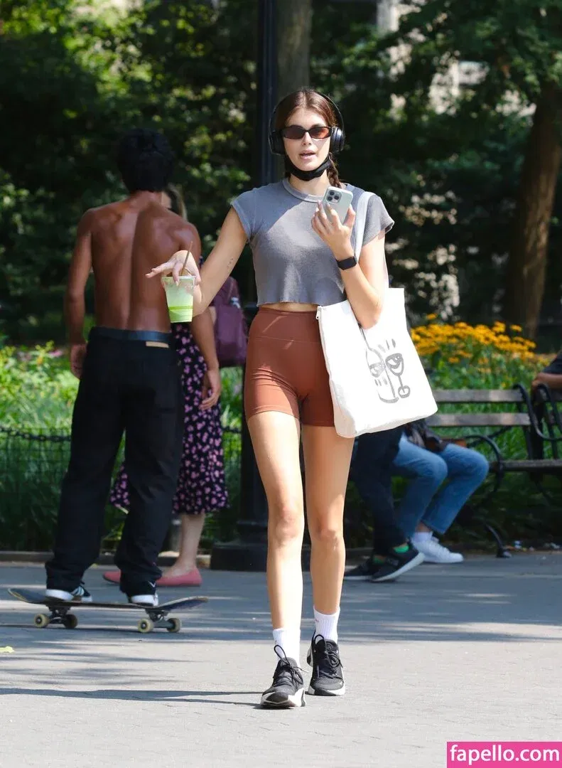 Özgü Kaya Onlyfans Photo Gallery 