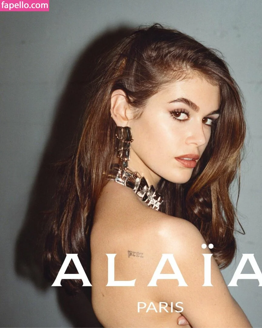 Özgü Kaya Onlyfans Photo Gallery 