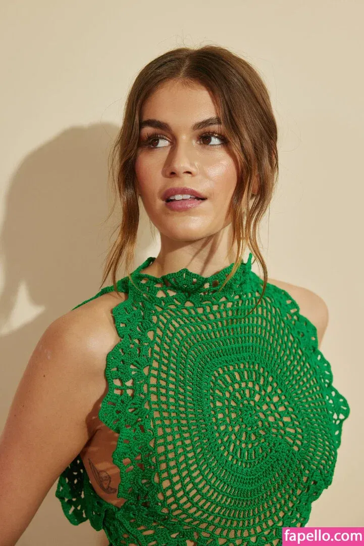 Özgü Kaya Onlyfans Photo Gallery 