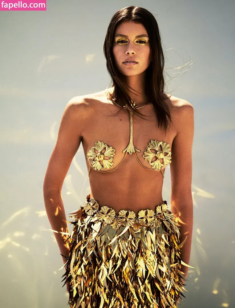 Özgü Kaya Onlyfans Photo Gallery 