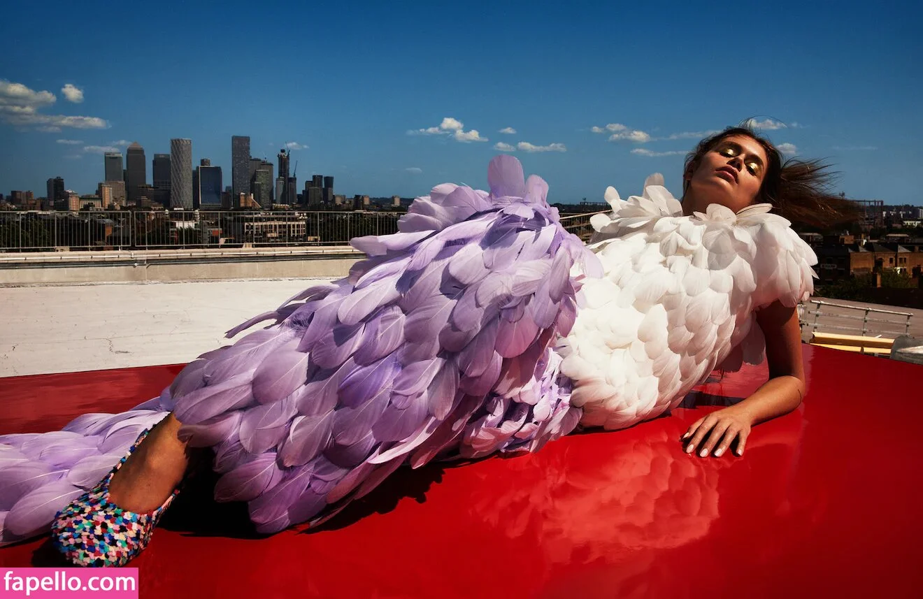 Özgü Kaya Onlyfans Photo Gallery 