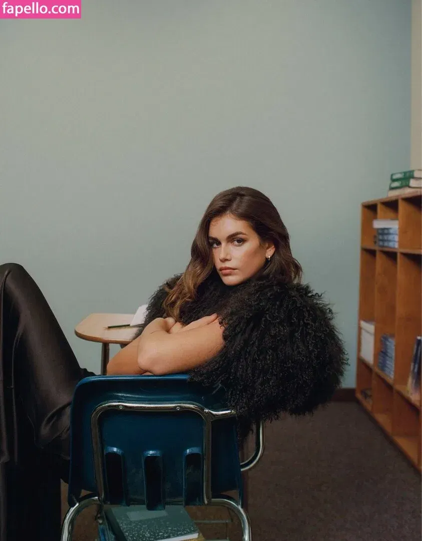 Özgü Kaya Onlyfans Photo Gallery 