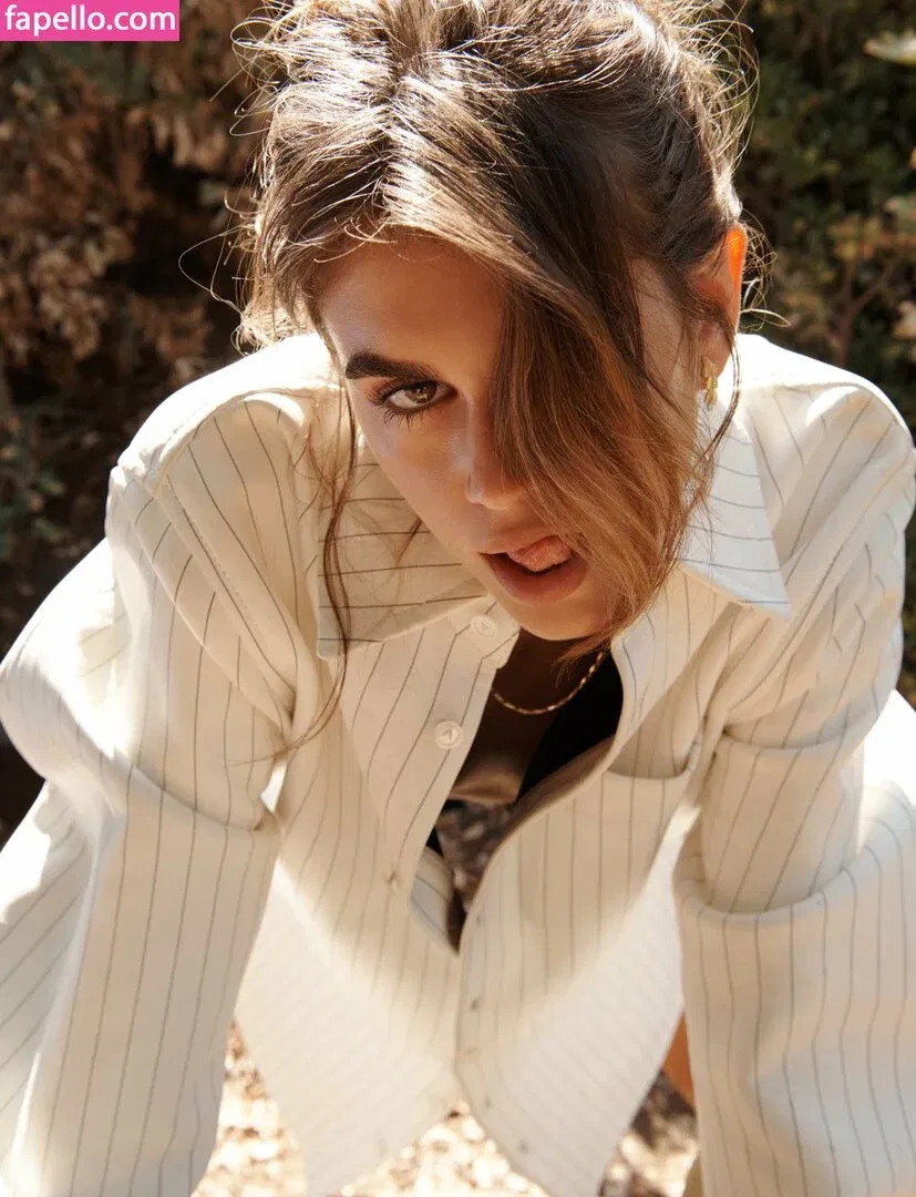 Özgü Kaya Onlyfans Photo Gallery 