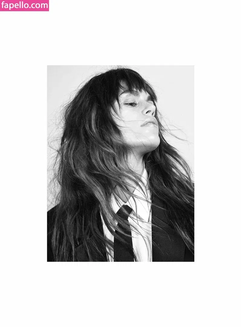 Özgü Kaya Onlyfans Photo Gallery 