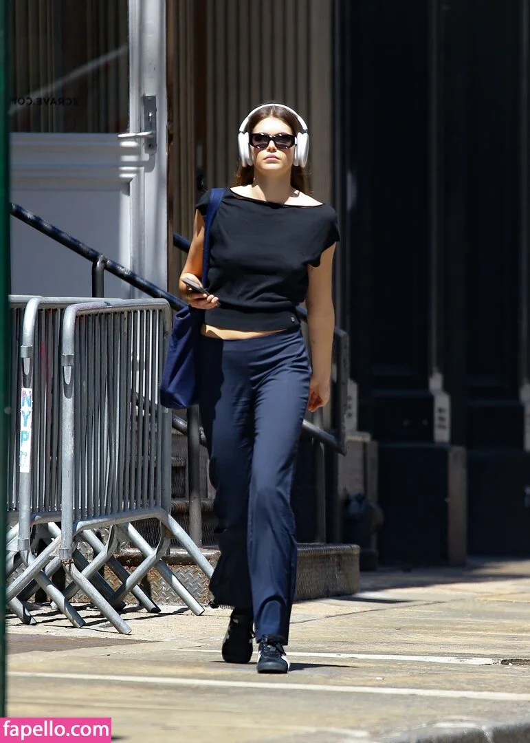 Özgü Kaya Onlyfans Photo Gallery 