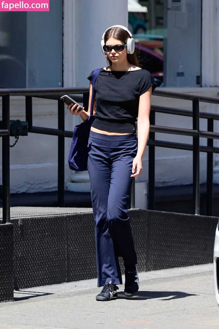 Özgü Kaya Onlyfans Photo Gallery 