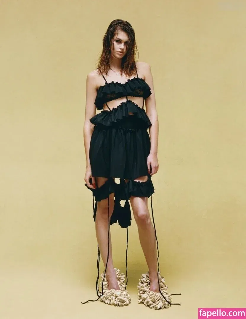 Özgü Kaya Onlyfans Photo Gallery 