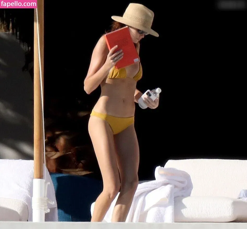 Özgü Kaya Onlyfans Photo Gallery 