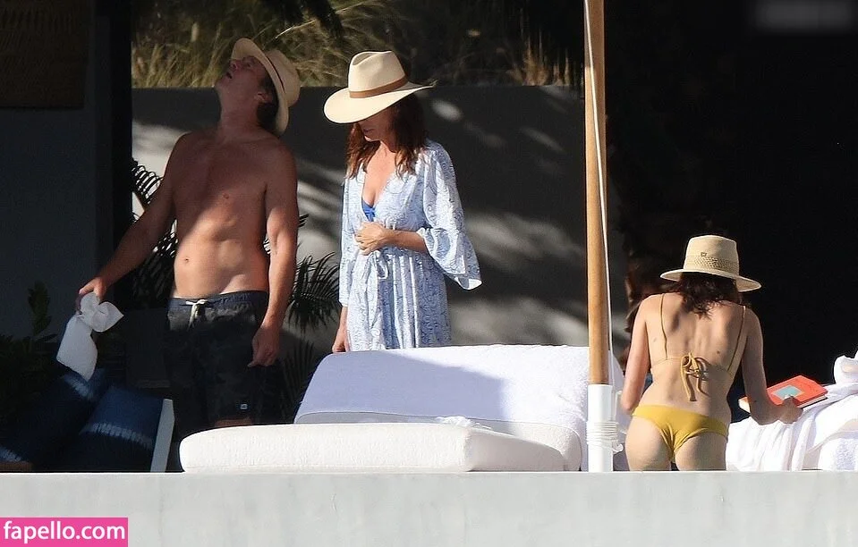 Özgü Kaya Onlyfans Photo Gallery 