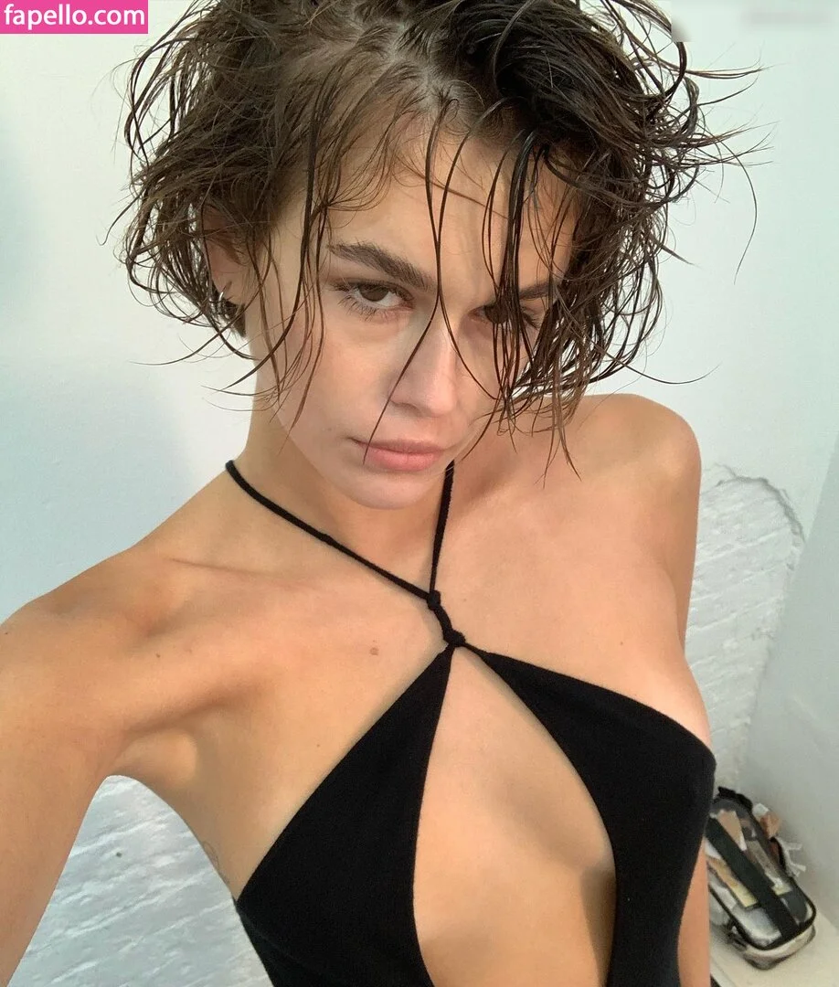 Özgü Kaya Onlyfans Photo Gallery 