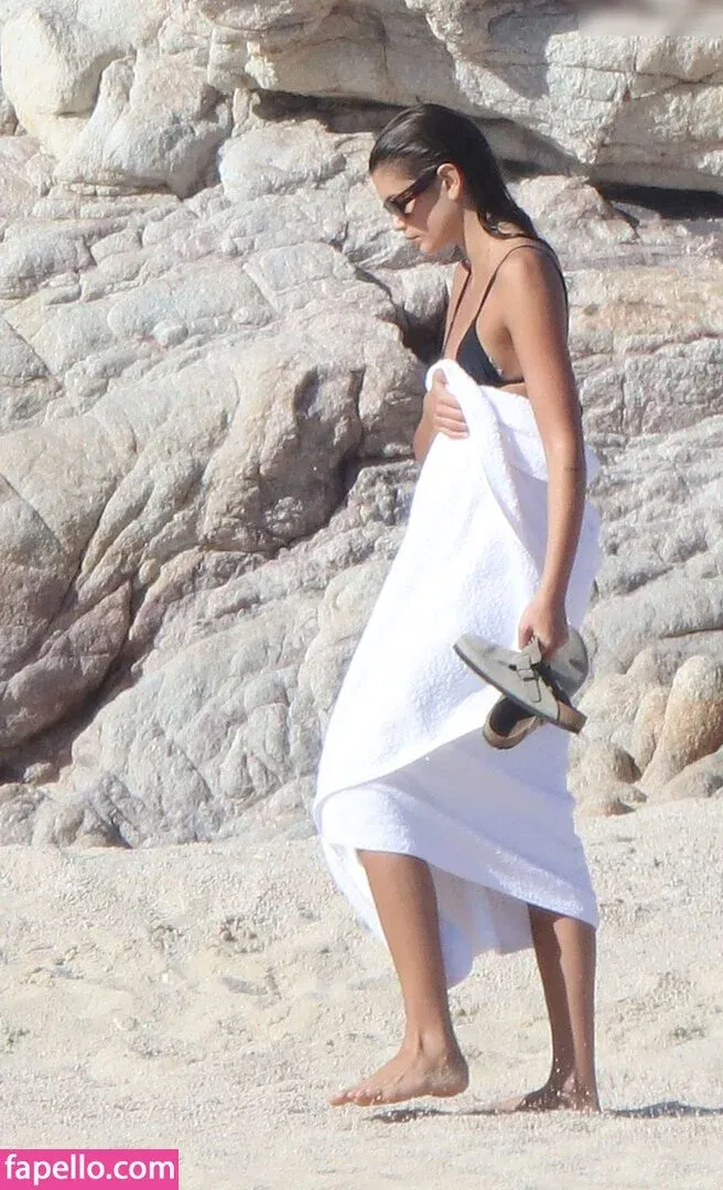 Özgü Kaya Onlyfans Photo Gallery 