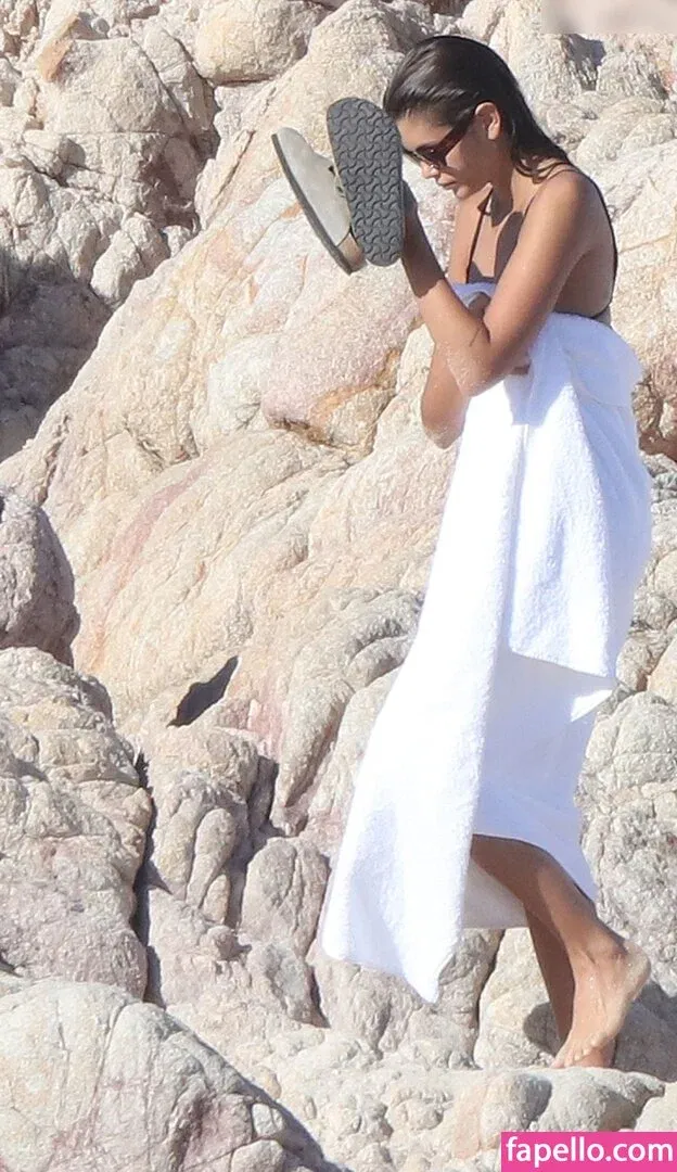 Özgü Kaya Onlyfans Photo Gallery 