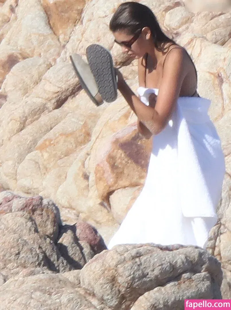 Özgü Kaya Onlyfans Photo Gallery 